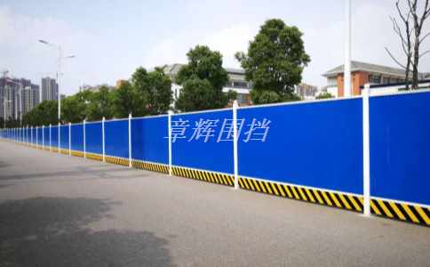 簡(jiǎn)易圍擋在室內(nèi)裝修和家居維修中的樣式和花紋應(yīng)如何設(shè)計(jì)？（室內(nèi)裝修中簡(jiǎn)易圍擋的樣式和圖案設(shè)計(jì)方案）