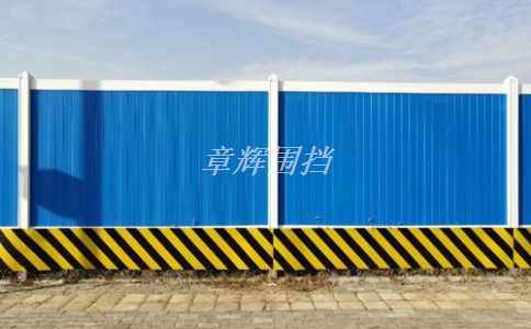 簡易圍擋在城市道路施工中的使用壽命如何保障？（城市道路工程中簡易圍擋的防腐防銹措施）