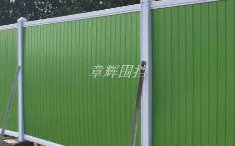 簡易圍擋在荒漠地區(qū)的防風(fēng)固沙效果如何？（荒漠地區(qū)中簡易圍擋的功能特點(diǎn)探討）