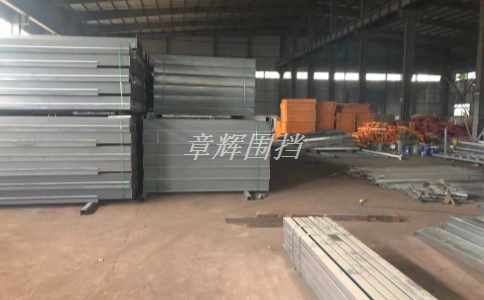 簡(jiǎn)易圍擋在商業(yè)開(kāi)發(fā)、住宅建設(shè)中的作用是什么？